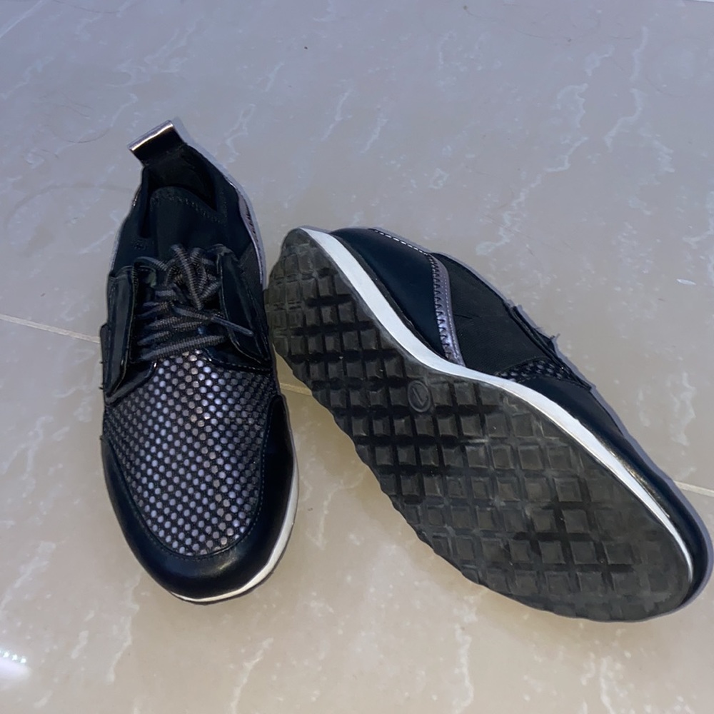 Target Shoes - Picture 2 of 2
